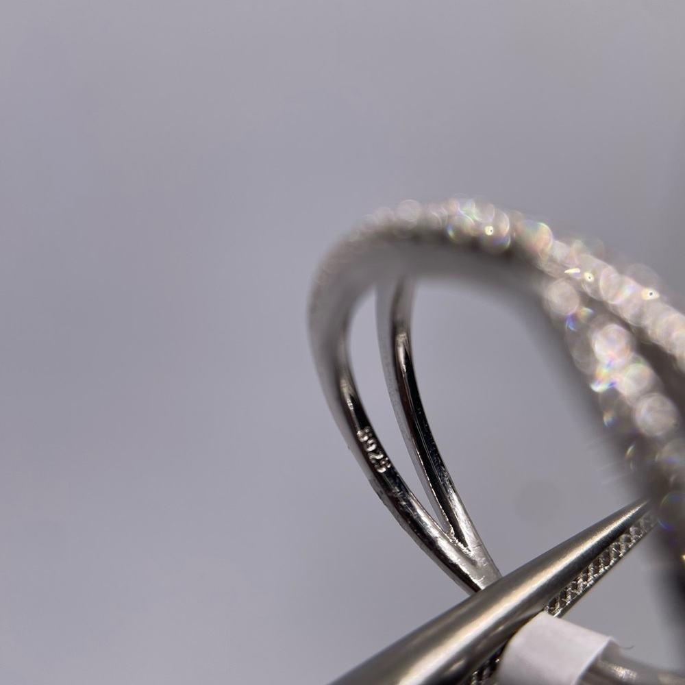 Unique 1 carat Moissanite Criss Cross Wedding Band Ring Size 9 - Picture 10 of 12